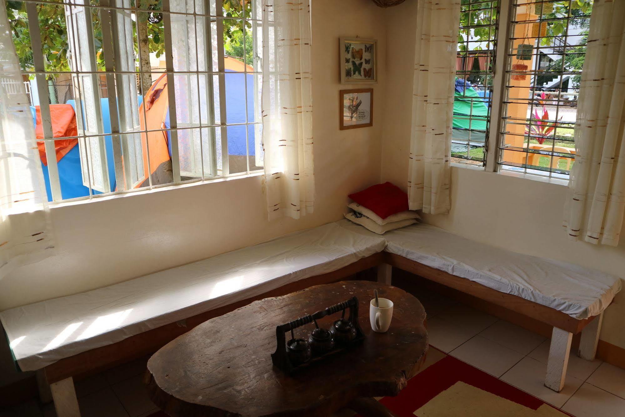 Bohemian Hostel Панглао Экстерьер фото